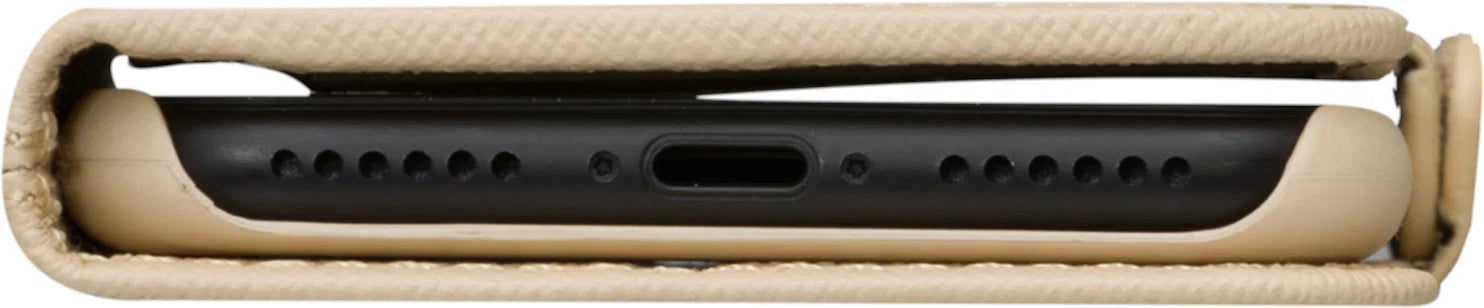 Dbramante1928 Milano Saffiano Leather Folio Case iPhone SE 3rd / 2nd / 8 / 7 - Sahara Sand