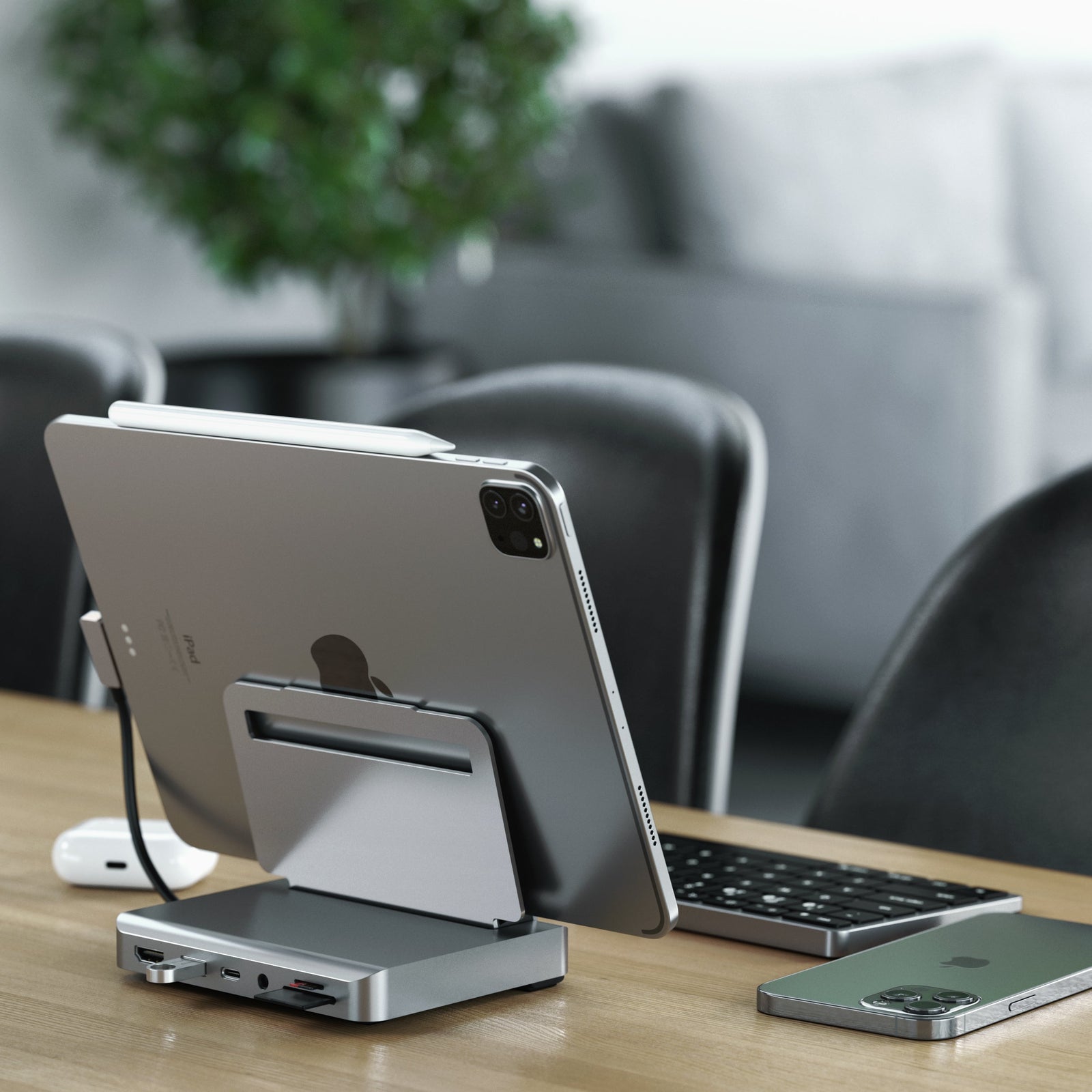 Satechi Aluminium Stand Hub For iPad Pro & Selected Tablets