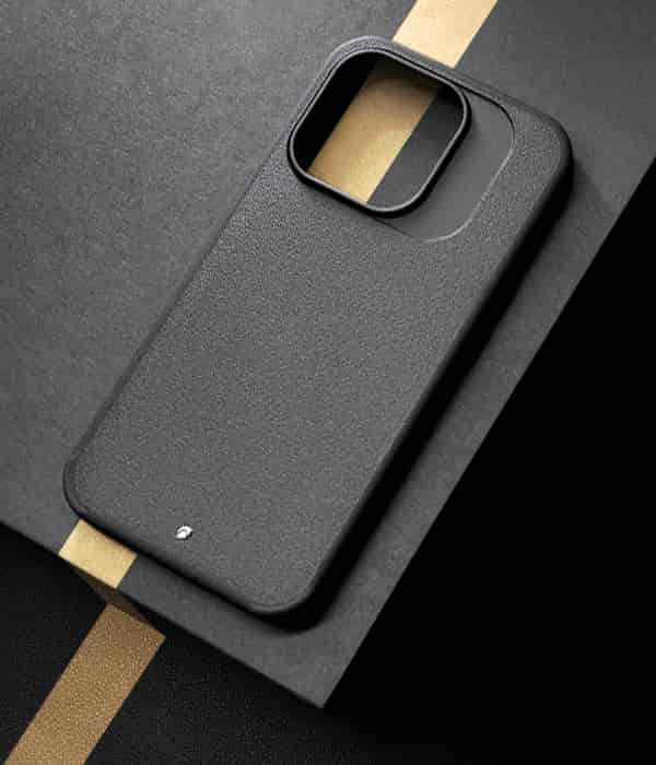 Caudabe Synthesis Slim Protective Case with MagSafe iPhone 15 Pro Max 6.7 - Black