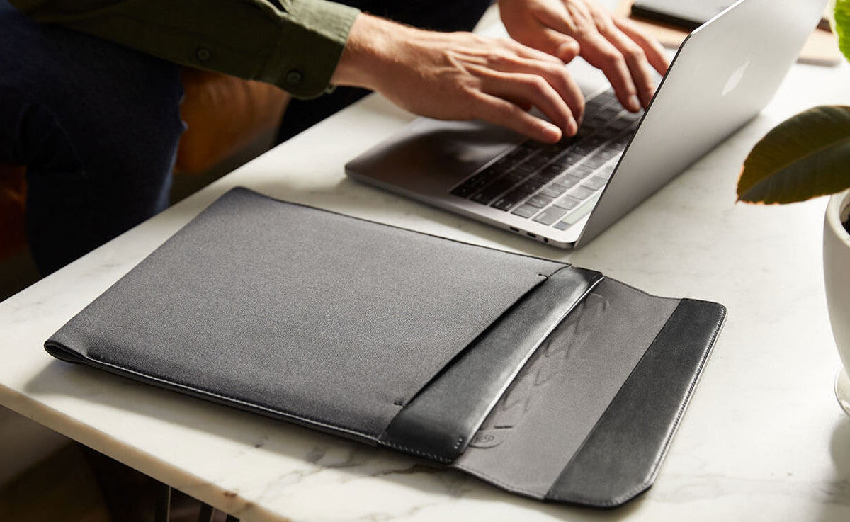 REVIEW + LAUNCH OFFER: Bellroy Woven Sleeve For MacBook