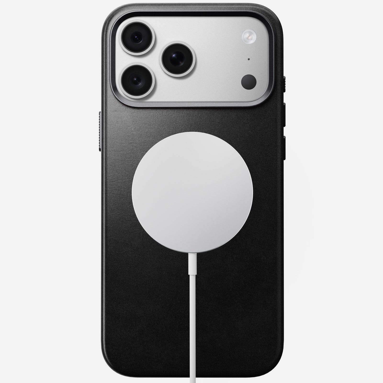 Traditional Horween Leather Case for iPhone 18 Pro Max 6.9 in Black Horween - Nomad