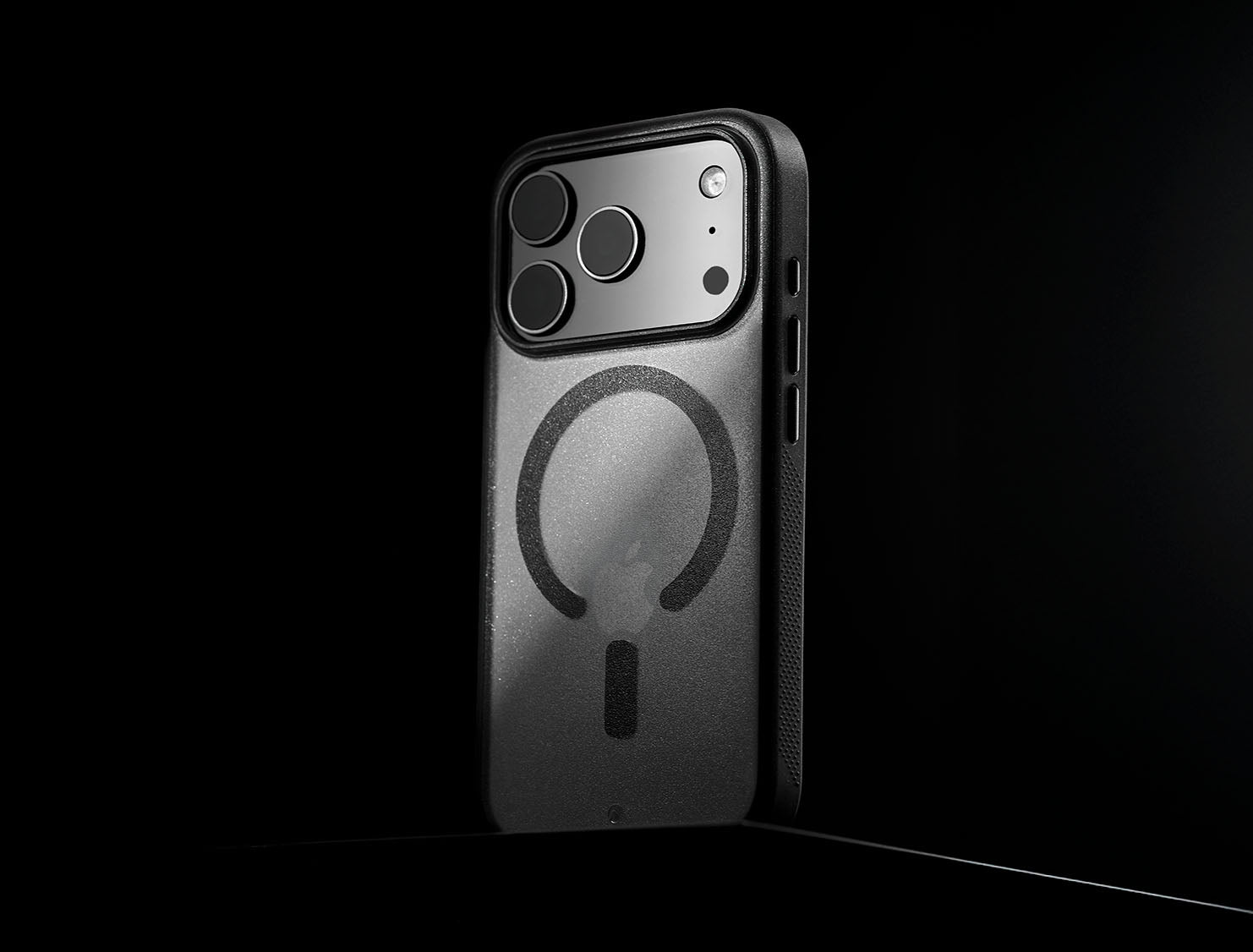 Caudabe Synthesis Slim Protective Case MagSafe iPhone 17 Pro Max 6.9 -Frost