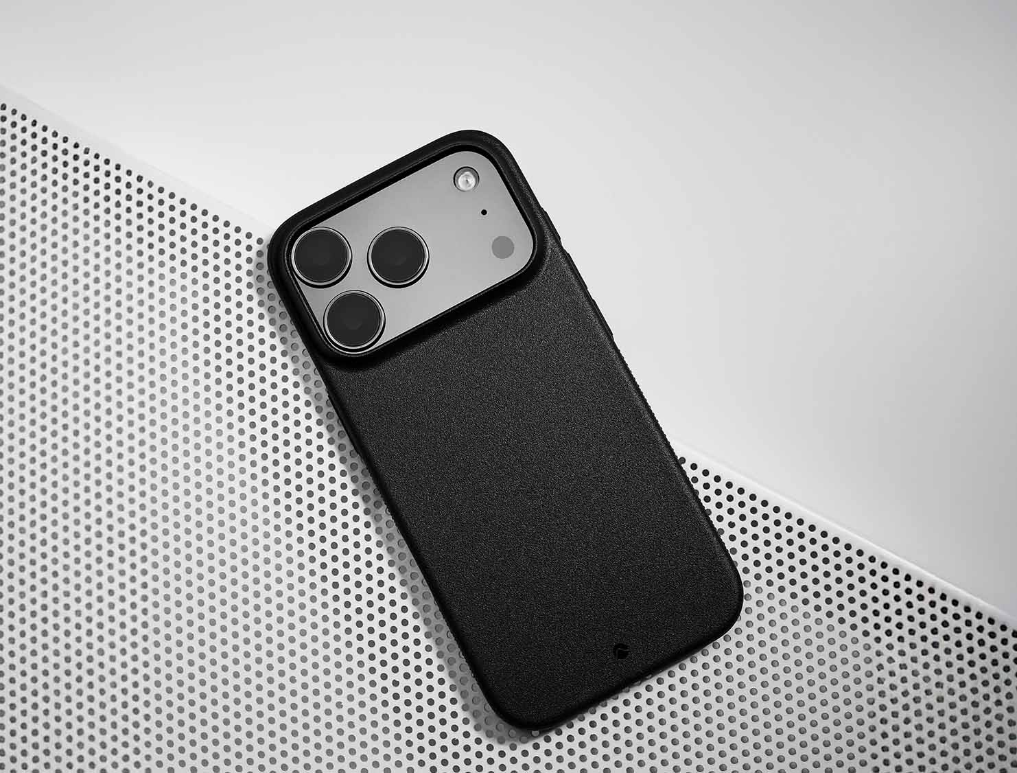 Caudabe Veil Ultra Thin Case iPhone 17 Pro Max 6.9 - Black