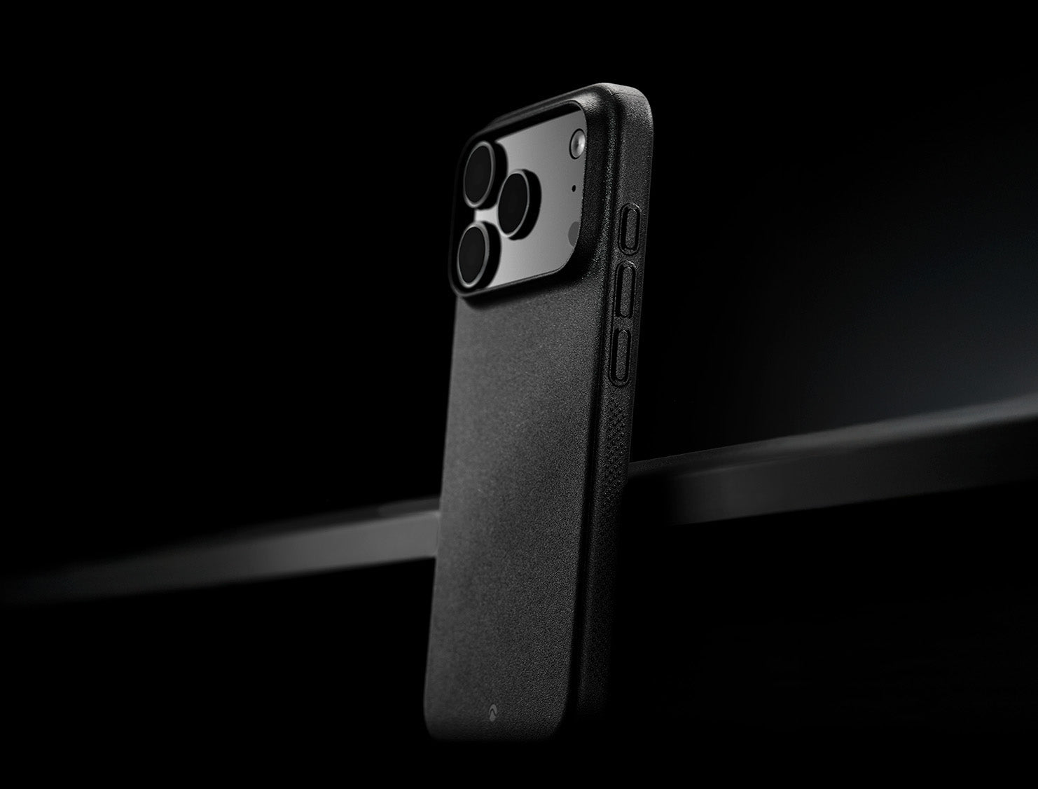 Caudabe Veil Ultra Thin Case iPhone 17 Pro 6.3 - Black