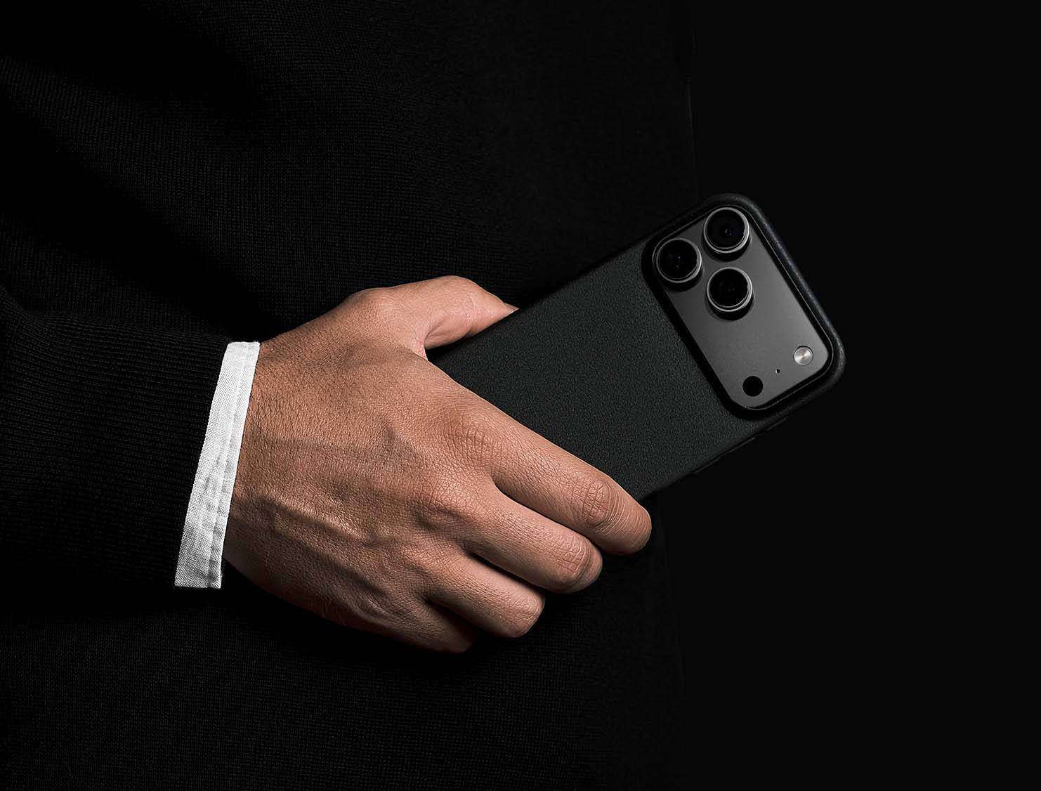 Caudabe Veil Ultra Thin Case iPhone 17 Pro 6.3 - Black