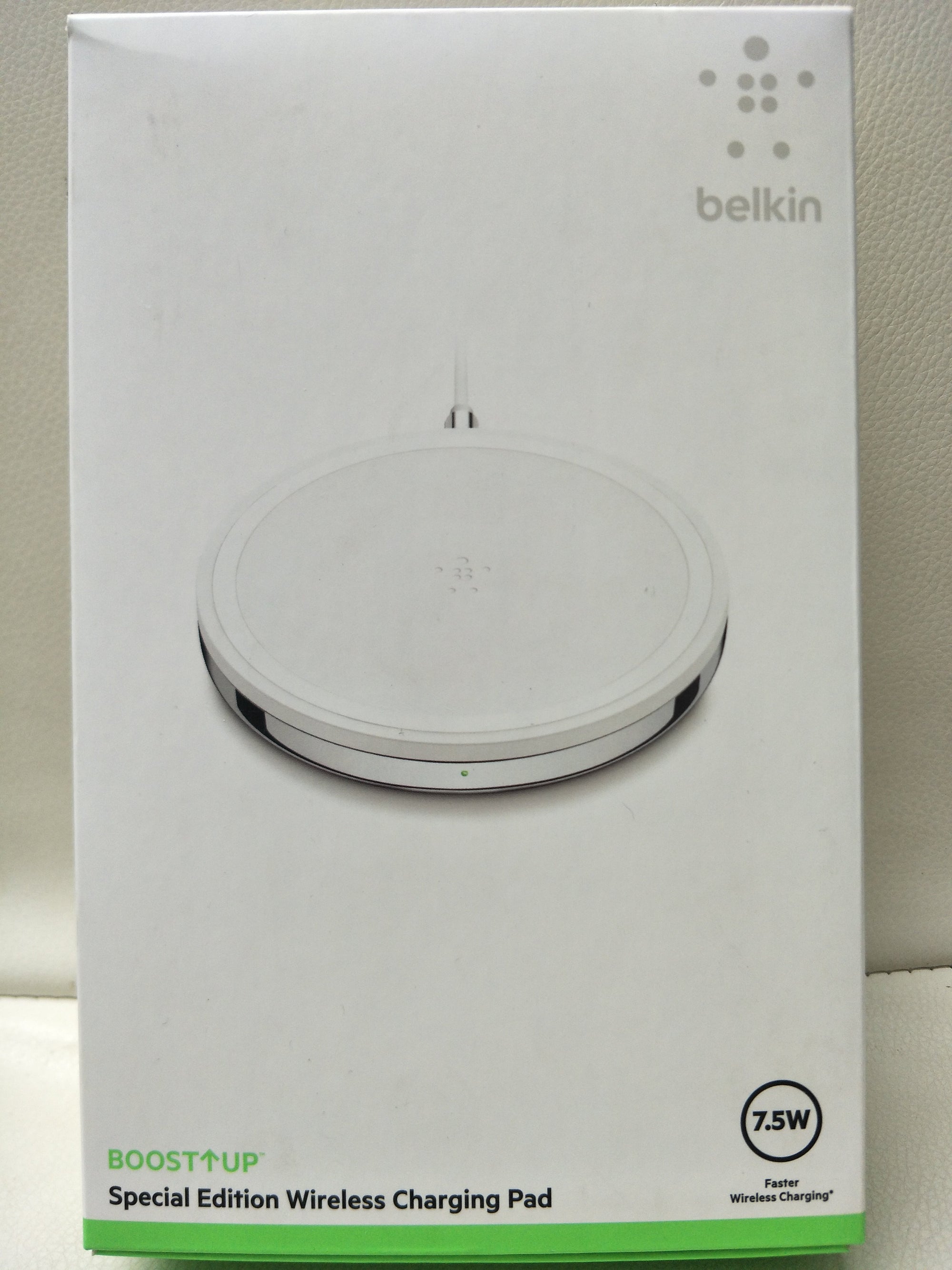 Belkin Boost Up Special Edition Wireless Charging Pad 7.5W - White