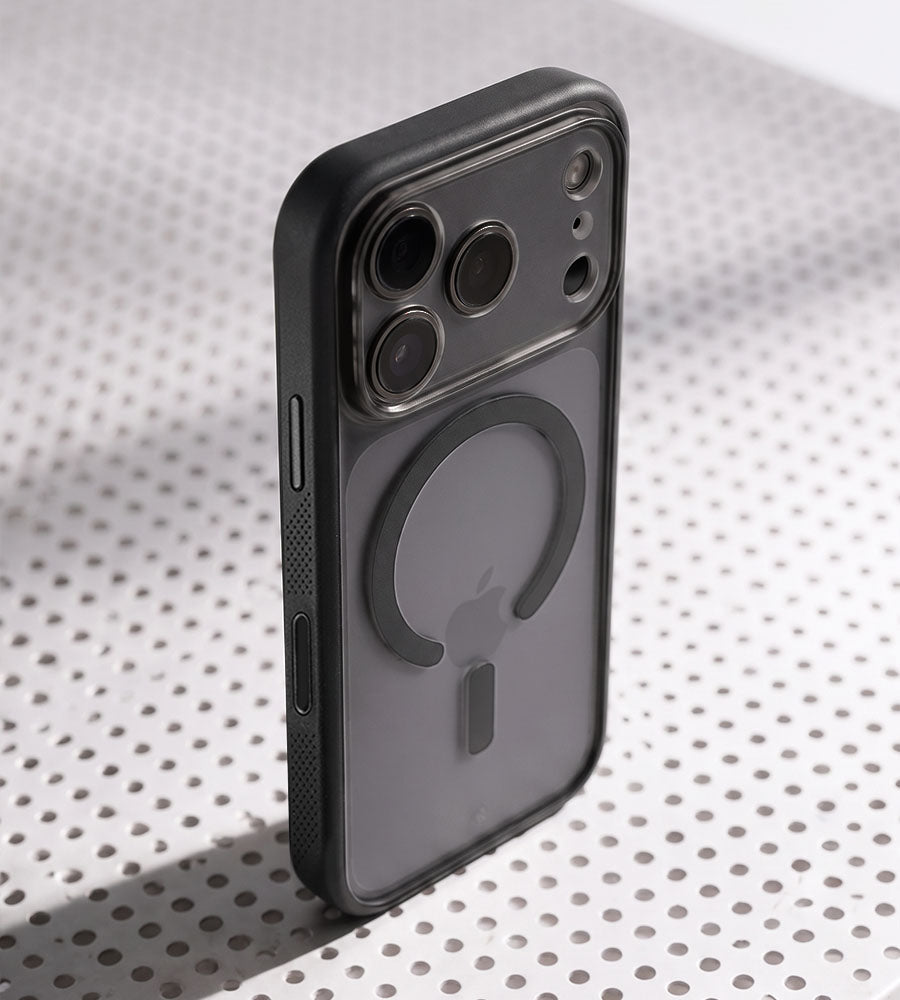 Synthesis Precise Case MagSafe iPhone 18 Pro Max 6.9 in Obsidian - Caudabe