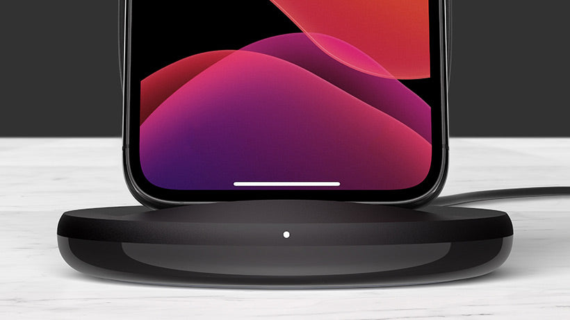 Belkin BoostCharge Wireless 15W Charging Stand & QC 3.0 24W Wall Charger