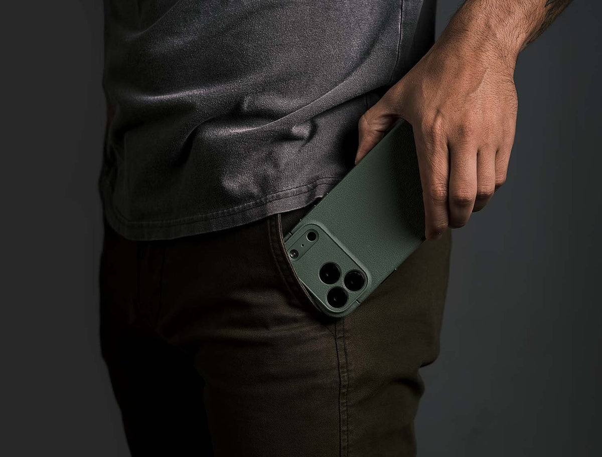 Sheath Precise Case MagSafe iPhone 18 Pro 6.3 in Eucalyptus - Caudabe