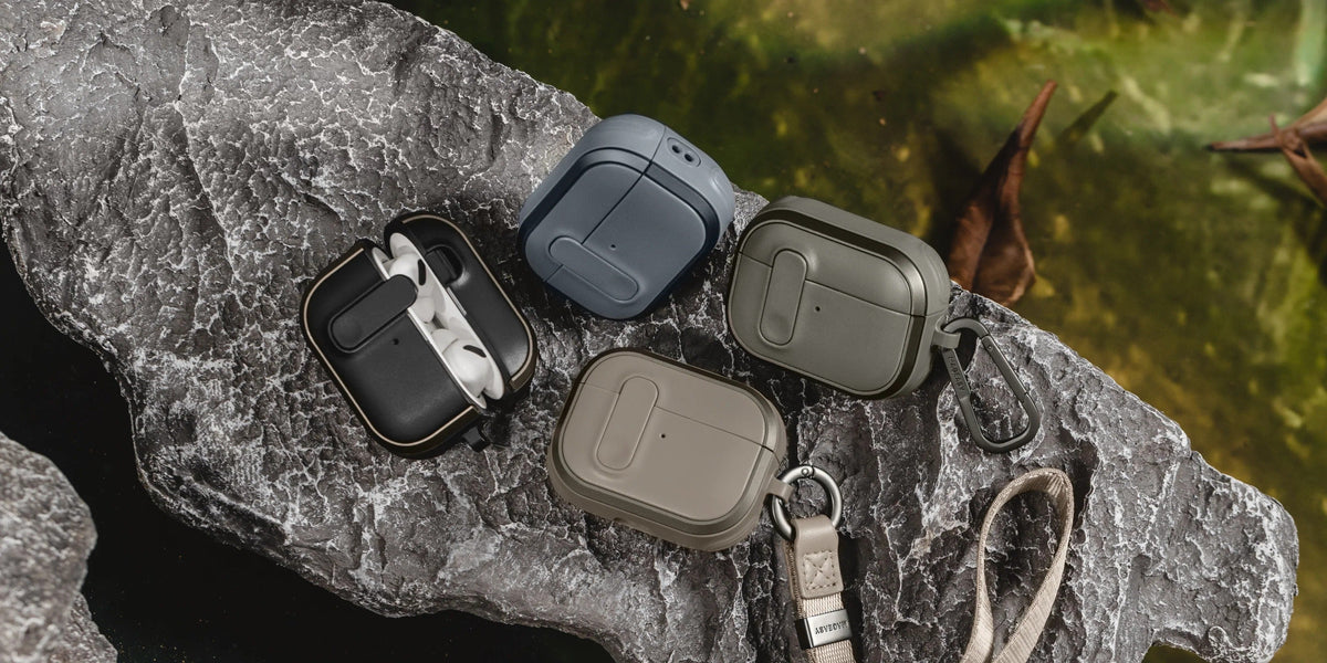 MAGEASY Odyssey AirPods 4 case in Metal Blue Gray, secure locking mechanism feature graphic