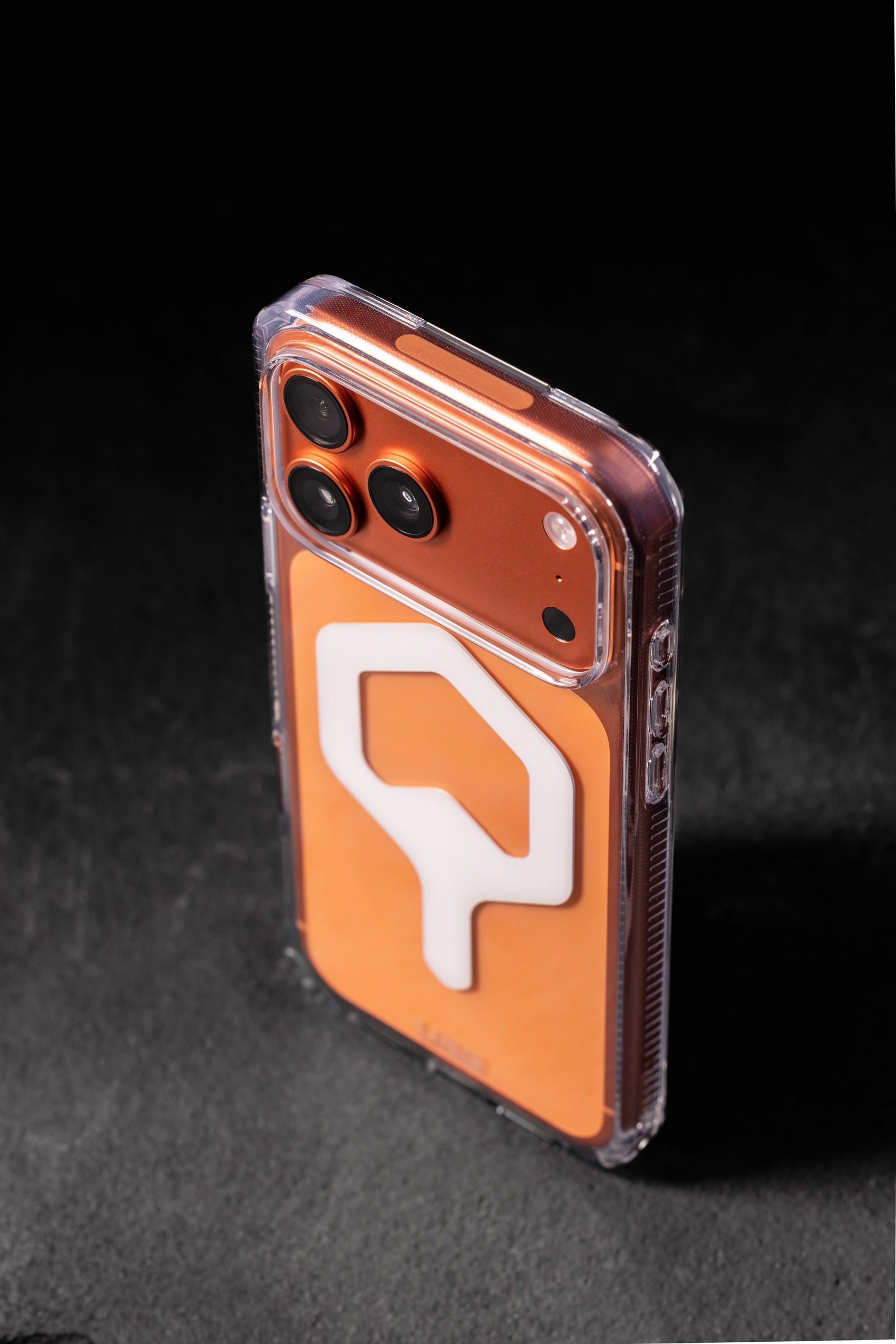 Plyo MagSafe Case for iPhone 18 Pro Max 6.9 in Ice/White - UAG