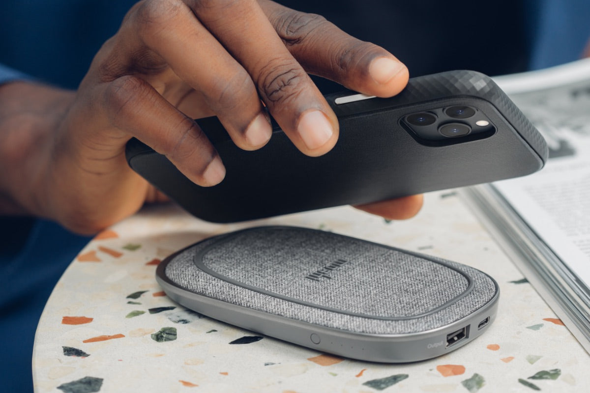 Moshi Overture Wallet Case For iPhone 12 / 12 Pro - Jet Black - Mac Addict