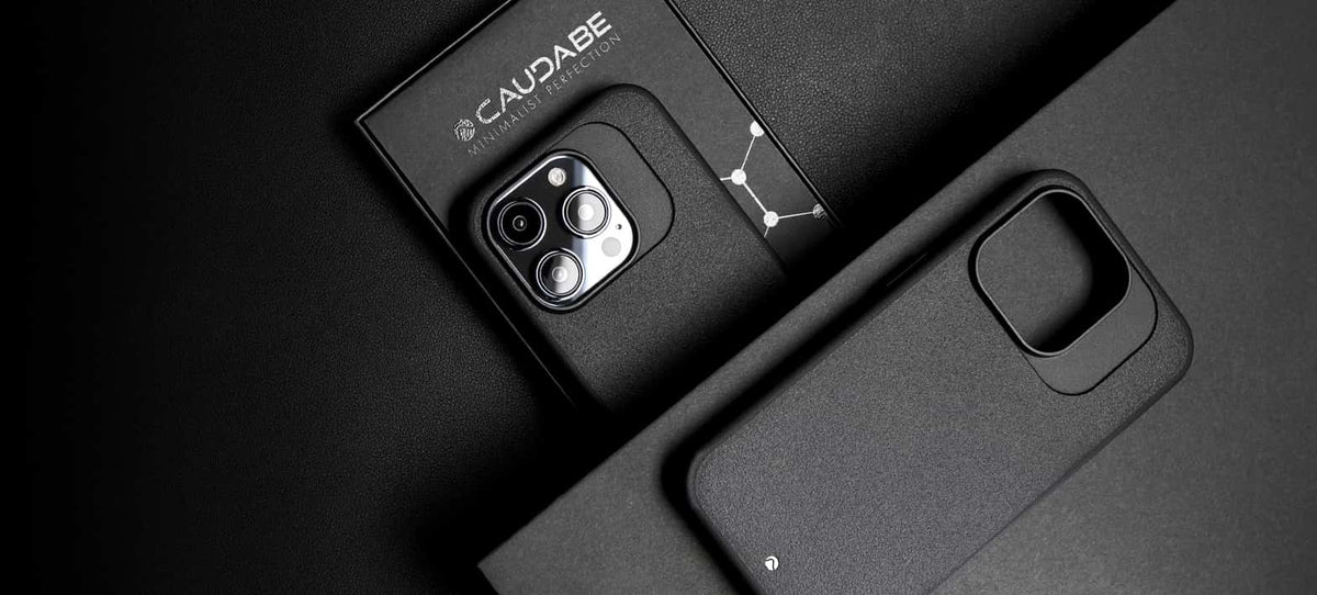 Caudabe Synthesis Slim Protective Case with MagSafe iPhone 15 Pro Max 6.7 - Black