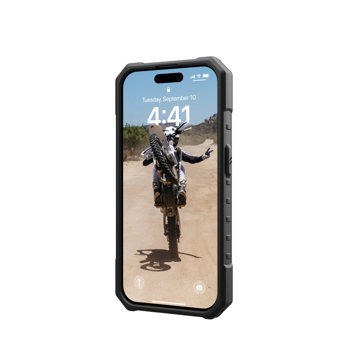 UAG Pathfinder MagSafe Case iPhone 15 Standard 6.1 Ice